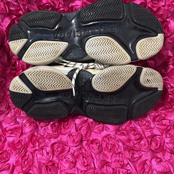 Balenciaga Triple S Sneaker Split - Picture 9 of 13